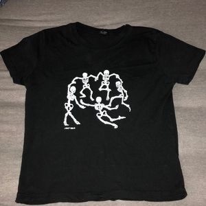 BRANDY MELVILLE GRAPHIC BRAND NEW W/O TAG!!!!